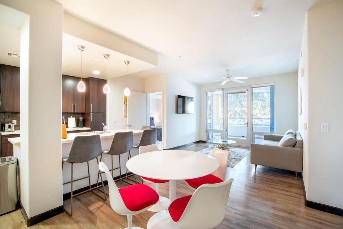 2Br Modern Luxury Condo Weho Лос Анджелис Екстериор снимка