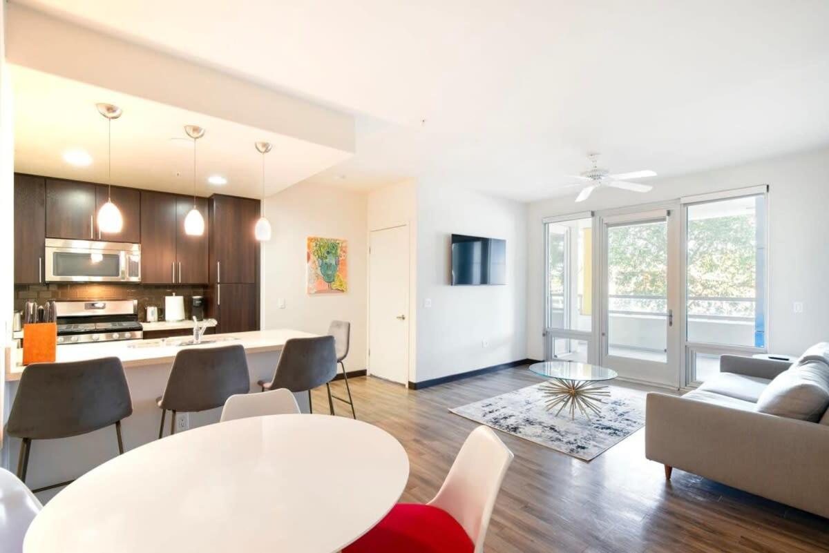 2Br Modern Luxury Condo Weho Лос Анджелис Екстериор снимка